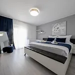With Parking Space Banjol, Rab - 5041 Appartamento