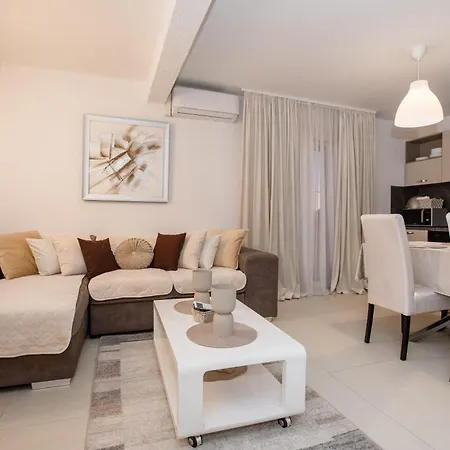 Apartament With Parking Space Banjol, Rab - 5041 *