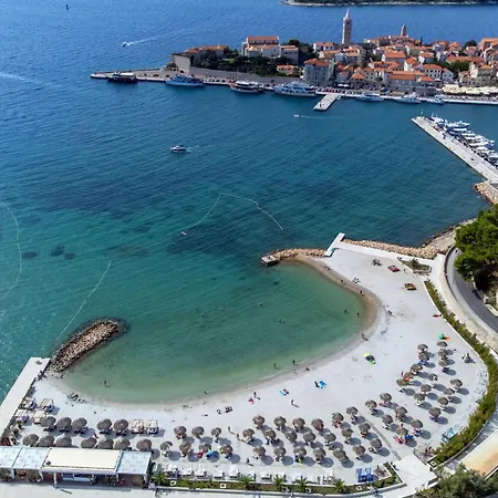 Apartman With Parking Space Banjol, Rab - 5041 *